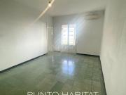 Piso en venta en Barcelona, Guinardó. Oportunidad en El...