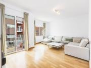 Piso en venta en Barcelona, Guinardó. Magnífica...