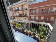 Piso en venta en Barcelona, Guinardó. Piso en venta en...
