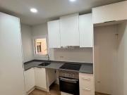 Piso en venta en Barcelona, Horta. Luminoso piso con...