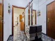 Piso en venta en Barcelona, Horta. Piso de 2...