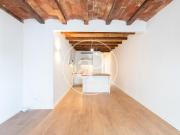 Piso en venta en Barcelona, Hostafrancs. Piso en venta...