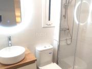 Piso en venta en Barcelona, Hostafrancs. Reformado con...