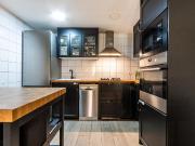 Piso en venta en Barcelona, La Bordeta. Un hogar con...