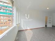 Piso en venta en Barcelona, La Marina del Port. VIVIENDA...