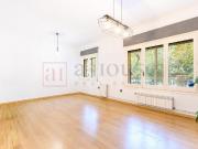 Piso en venta en Barcelona, La Nova Esquerra de...