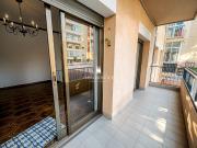 Piso en venta en Barcelona, La Sagrera. Amplio y...