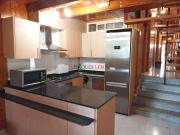 Piso en venta en Barcelona, La Teixonera. Hogar luminoso...