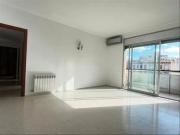 Piso en venta en Barcelona, Poblenou. alto, tranquilo,...