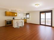 Piso en venta en Barcelona, Poblenou. Piso con terraza a...