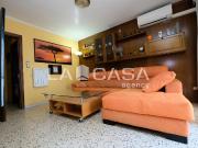 Piso en venta en Barcelona, Porta. Luminoso piso frente...