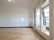 Piso en venta en Barcelona, Porta. Piso en venta en...