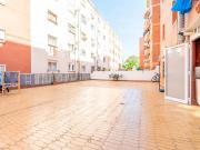 Piso en venta en Barcelona, Prosperitat. Piso con gran...