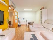Piso en venta en Barcelona, Prosperitat. Tu Oasis Urbano...