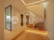 Piso en venta en Barcelona, Putget Farró. Ático dúplex...