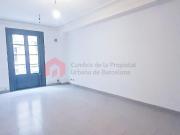 Piso en venta en Barcelona, Raval. Amplio piso de 94 m2...