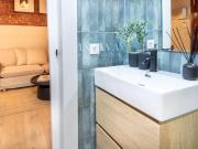 Piso en venta en Barcelona, Raval. Piso en Calle Reina...