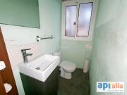 Piso en venta en Barcelona, Raval. Piso muy amplio de 3...