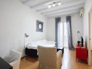 Piso en venta en Barcelona, Raval. Piso reformado junto...