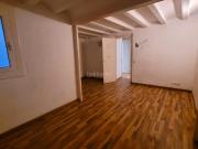 Piso en venta en Barcelona, Raval. Pisos.