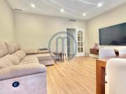 Piso en venta en Barcelona, Roquetes. Detrás de esta...