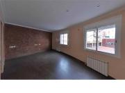 Piso en venta en Barcelona, Roquetes. Piso en venta en...