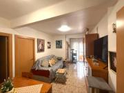 Piso en venta en Barcelona, Roquetes. Pisos.