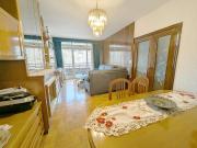 Piso en venta en Barcelona, Sant Antoni. CUATRO...