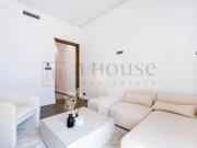 Piso en venta en Barcelona, Sant Antoni. PISO EN FINCA...