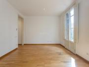 Piso en venta en Barcelona, Sant Antoni. Piso en venta...