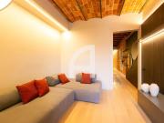 Piso en venta en Barcelona, Sant Antoni. PISO REFORMADO...