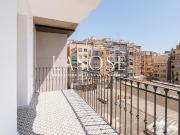 Piso en venta en Barcelona, Sant Antoni. Piso reformado...