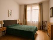 Piso en venta en Barcelona, Sant Antoni. Piso Venta...