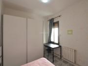 Piso en venta en Barcelona, Sants Badal. ¡Descubre tu...