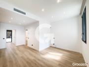 Piso en venta en Barcelona, Sants Badal. PLANTA BAJA CON...