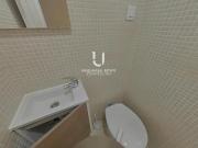 Piso en venta en Barcelona, Sants. Piso alquilado 2 hab...