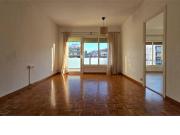 Piso en venta en Barcelona, Sants. Venta de piso en...