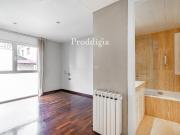 Piso en venta en Barcelona, Tres Torres. Bonito piso...