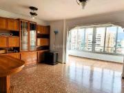 Piso en venta en Benidorm, Playa Levante. Amplio y...