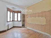 Piso en venta en Bilbao, Alhóndiga. Vivienda para...