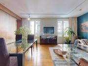 Piso en venta en Bilbao, Casco Viejo. Encanto y...