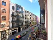 Piso en venta en Bilbao, Zabalburu. ¡LUMINOSA VIVIENDA...