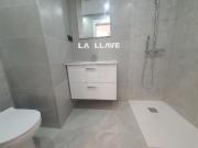 Piso en venta en Blanes, Els Pavos Costa Brava. Bajos a...