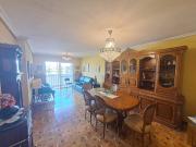 Piso en venta en Burgos, Reyes Católicos. AMPLIO PISAZO...