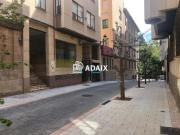 Piso en venta en Cáceres, Centro. Magnifico local de...