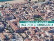 Piso en venta en Calella. Pisos.