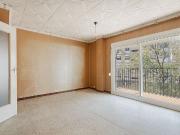 Piso en venta en calle De Menorca, Barcelona, de 92 m² 3...