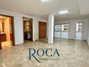 Piso en venta en calle D'amílcar, Barcelona, de 72...