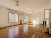 Piso en venta en calle D'aragó, Barcelona, de 106 m²...