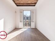 Piso en venta en calle De Aragón, Barcelona, de 50 m² 1...